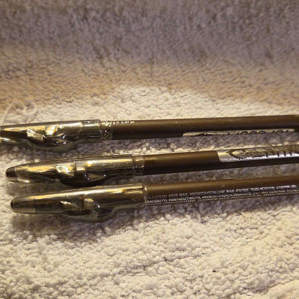 Kleancolor Brown Eye liner for Precise Winged Looks